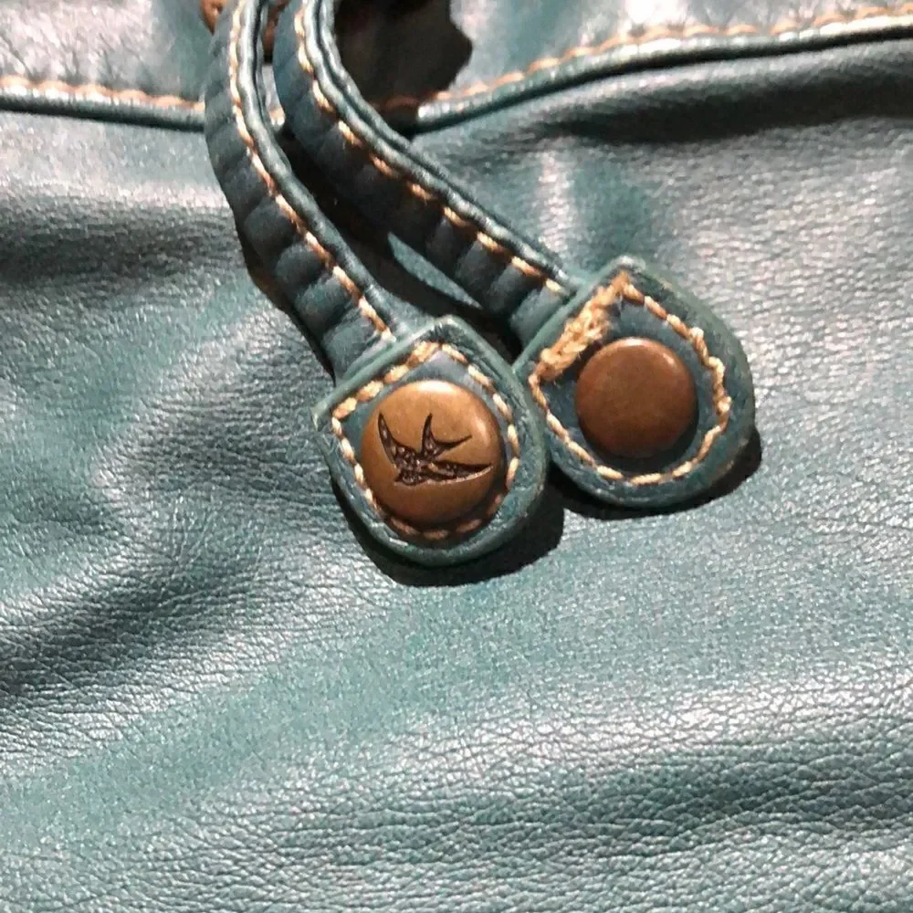 2 Purses in 1!!  Sparrow True brand. See photos!